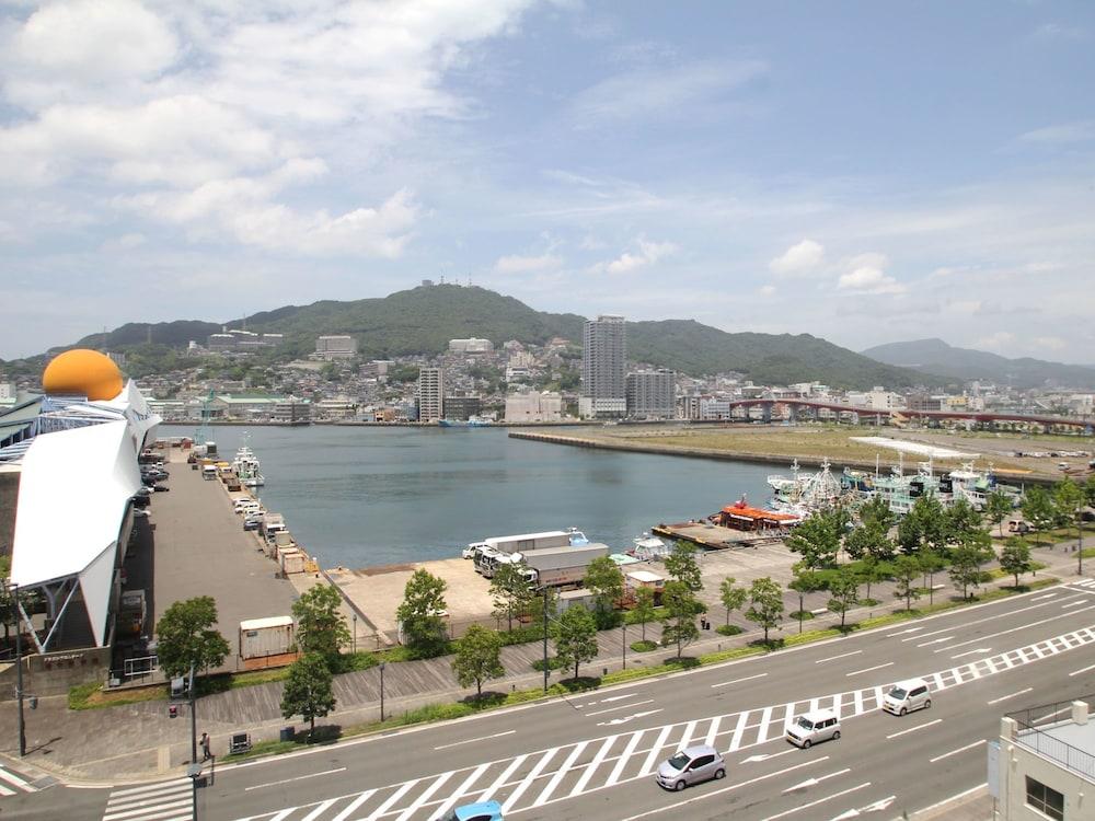 Apa Hotel Nagasaki Ekiminami Exterior photo